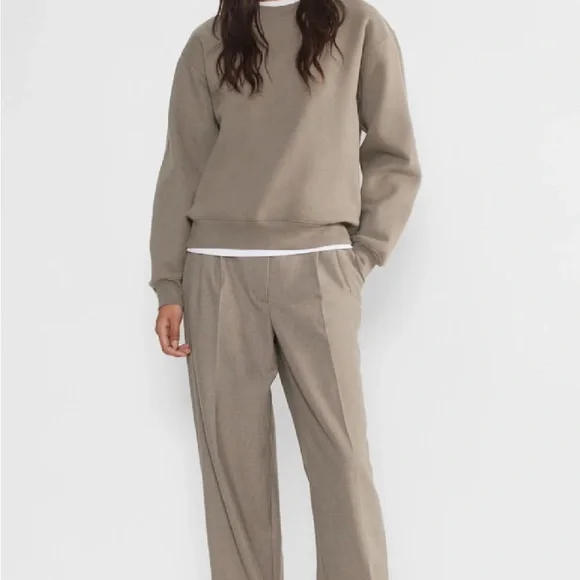 Women’s Sweatfleece Medium turner Taupe NWT - Picture 7 of 7